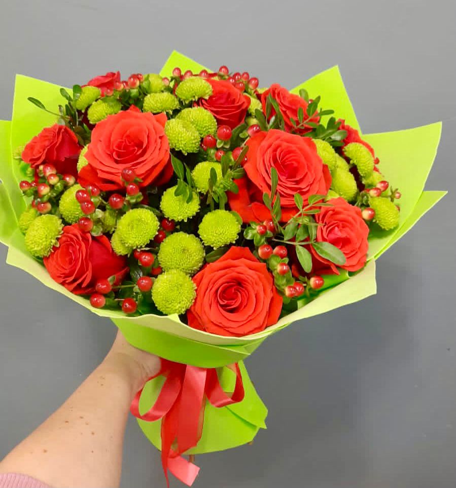 Букет цветов из: Хризантемы и Розы в Рождествено