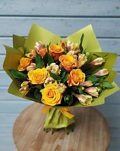 Букет цветов из:  Альстромерии и Розы в Рождествено