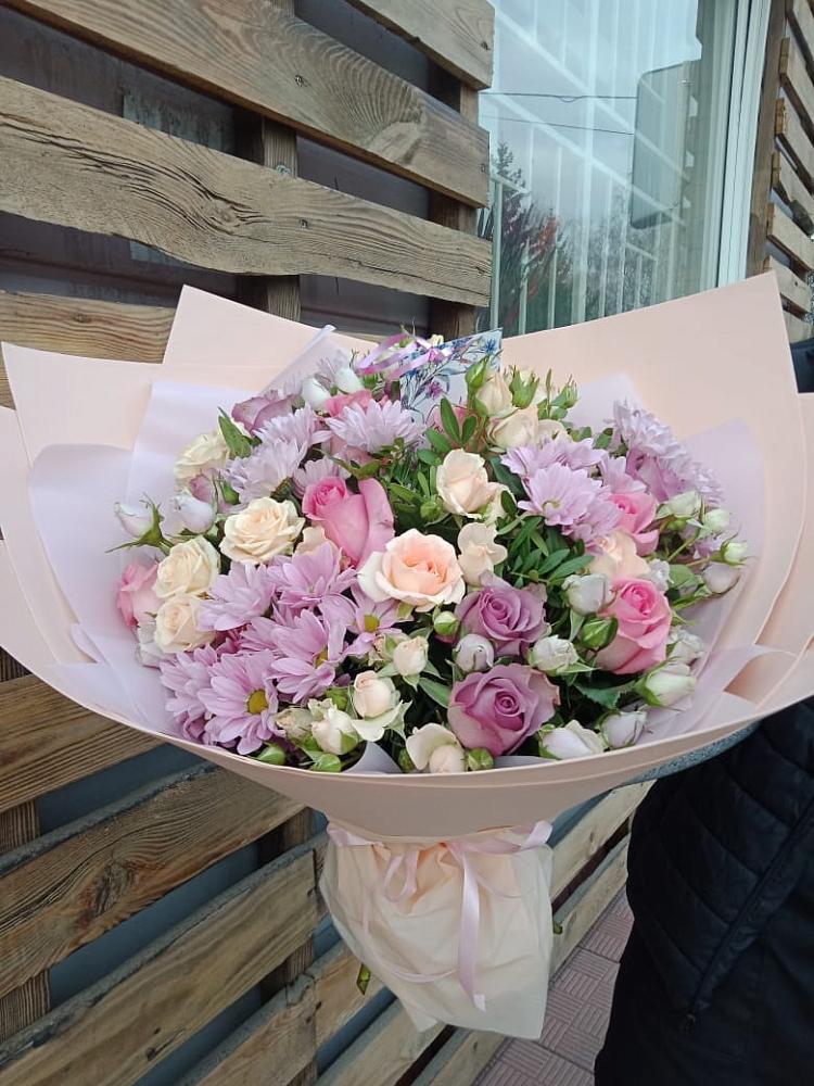 Букет цветов из: Розы и Хризантемы в Рождествено