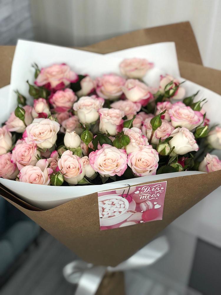 Букет цветов из: Розы в Рождествено