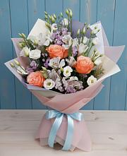 Букет цветов из:  Лизиантусы, Розы, Альстромерии и Гипсофила в Рождествено