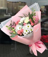 Букет цветов из:  Розы, Лизиантусы и Хризантемы #REPLACE_PRED# Рождествено
