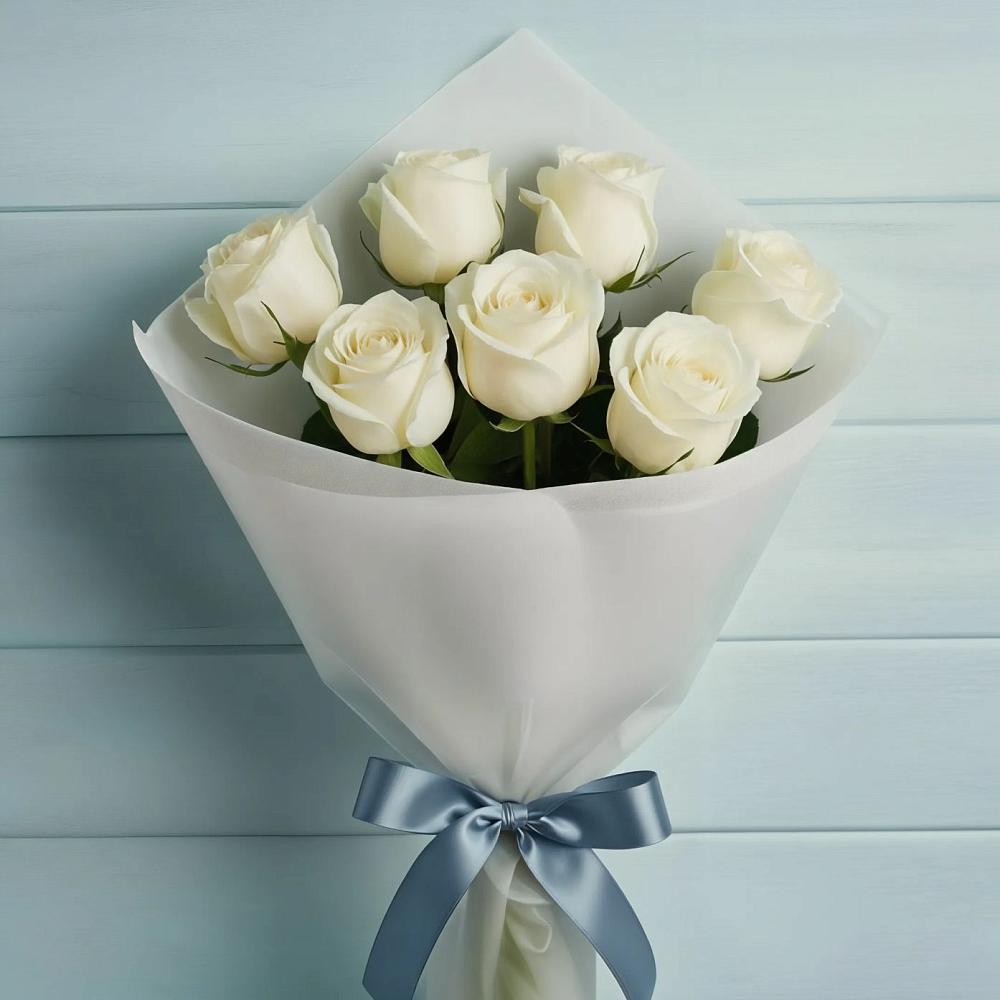 Букет 7 Белых роз Эдлесс Лав в Рождествено