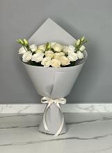 Букет цветов из:  Розы и Лизиантусы #REPLACE_PRED# Рождествено